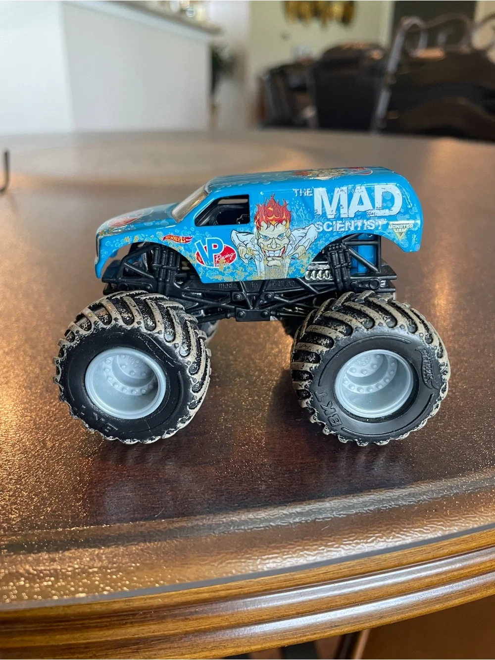 Hotwheels Monster Jam Mad Scientist Blue Loose Truck Mud 1/64 Diecast VP Racing